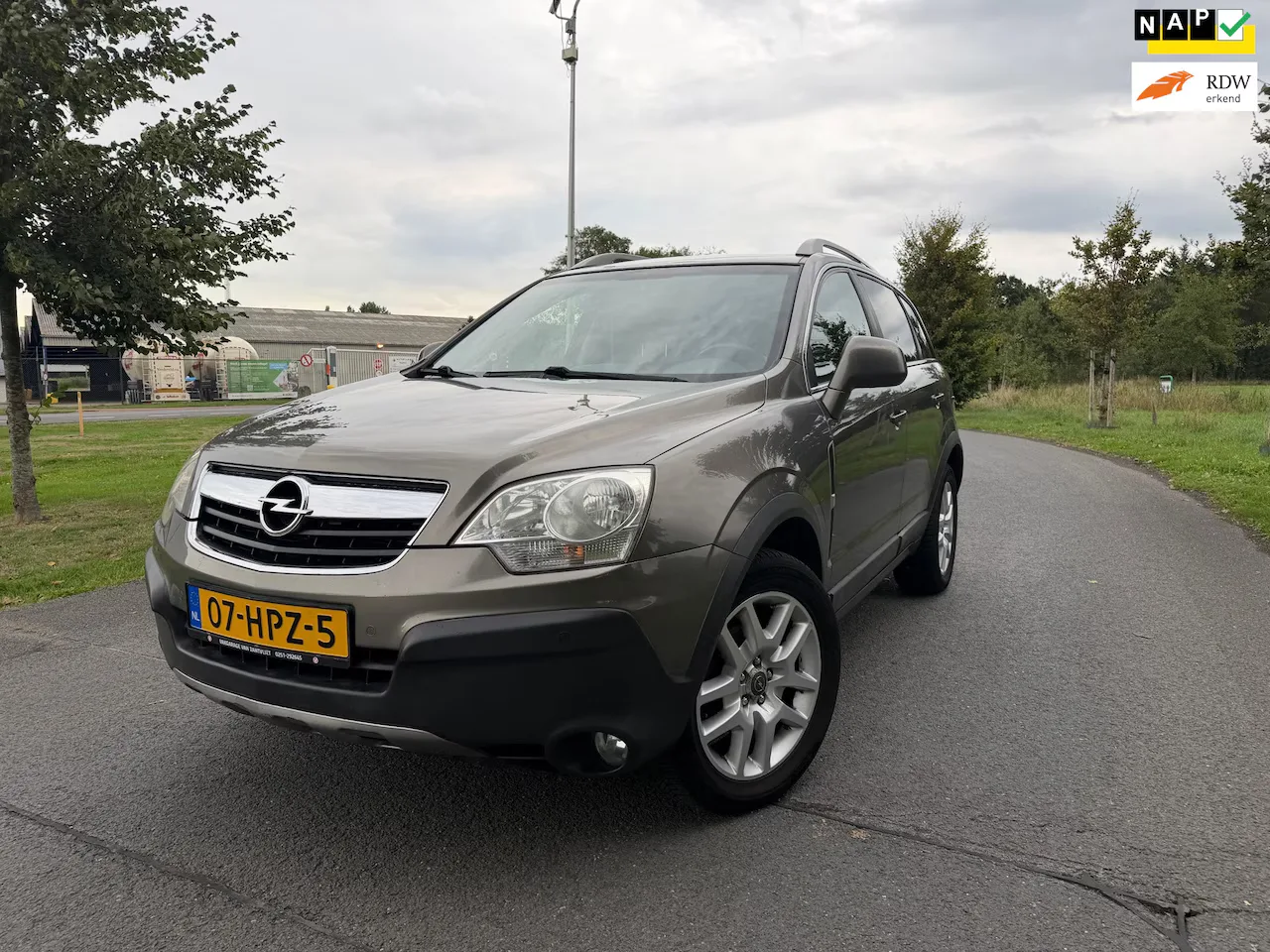 Opel Antara (2009) — foto 1