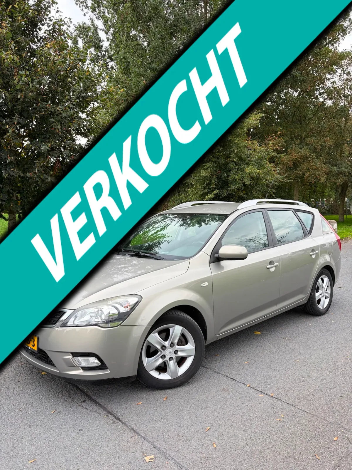 Kia Ceed (2011) — foto 1