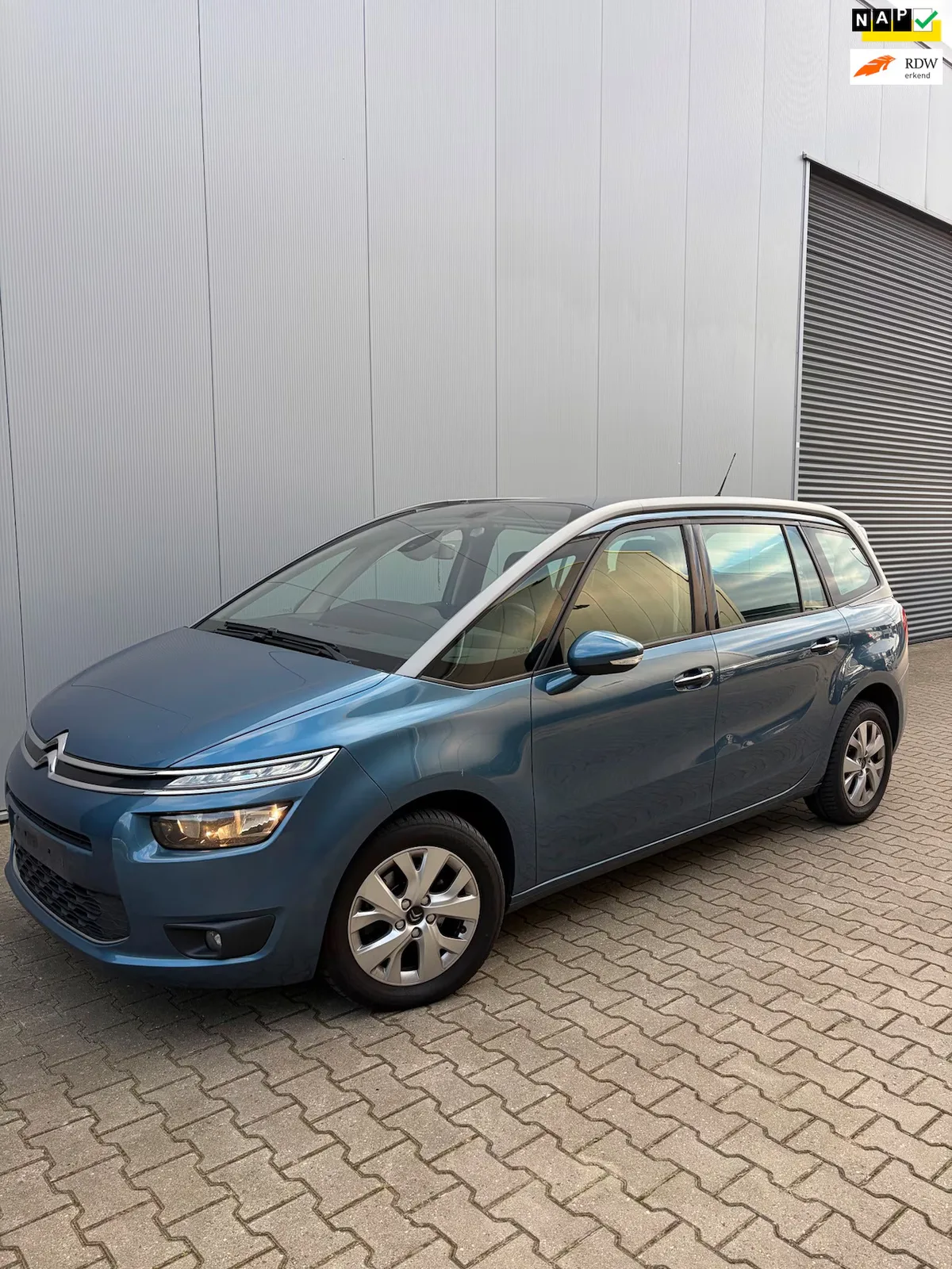 Citroën Grand C4 Picasso (2014) — foto 1