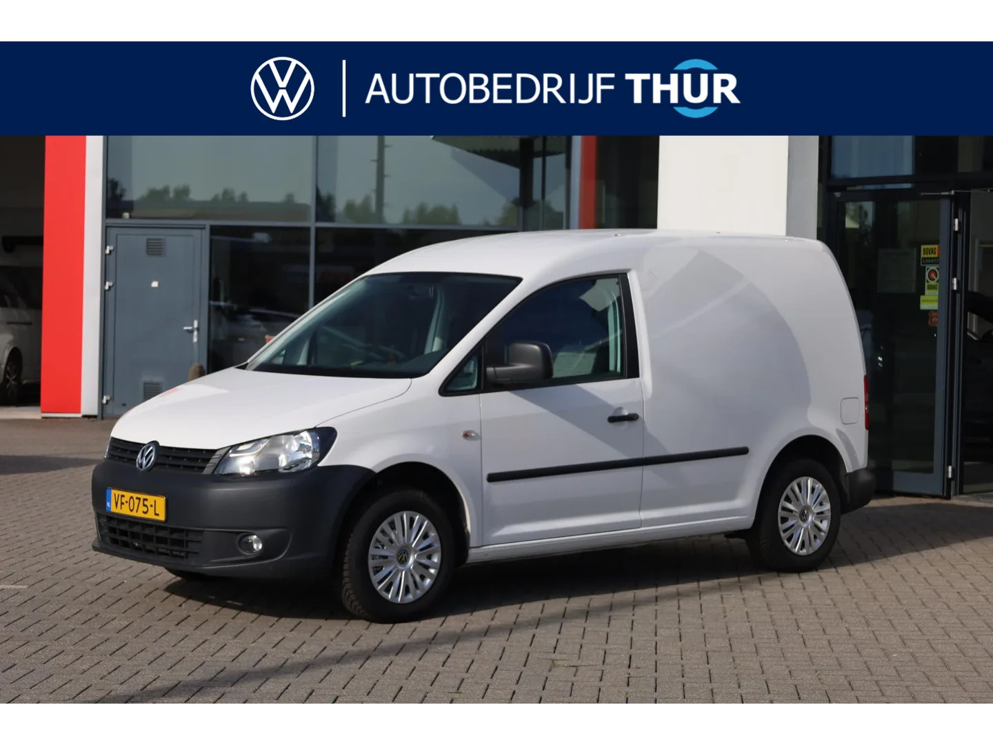 Volkswagen Caddy (2013) — foto 1