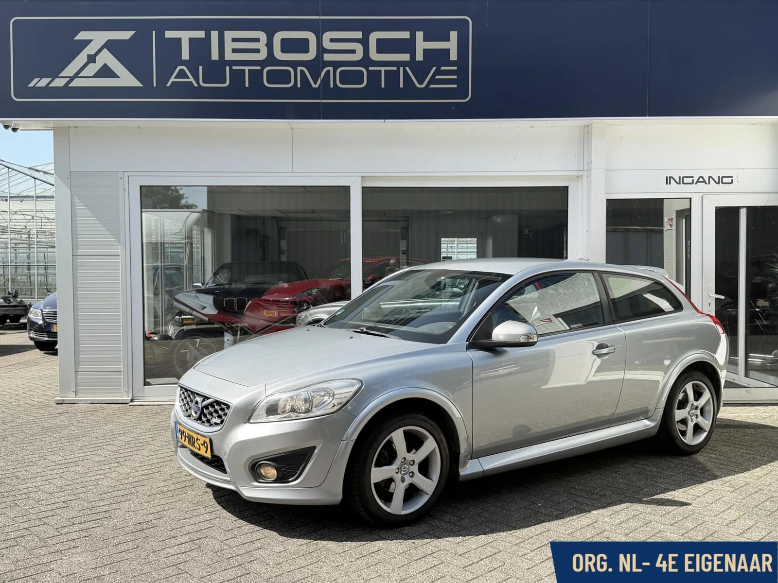 Volvo C30 (2010) — foto 1