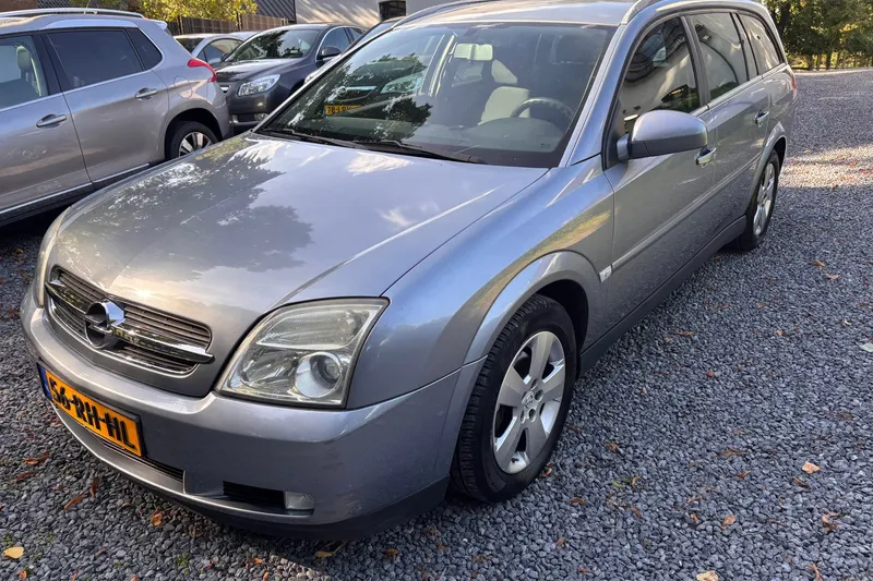Opel Vectra (2005)