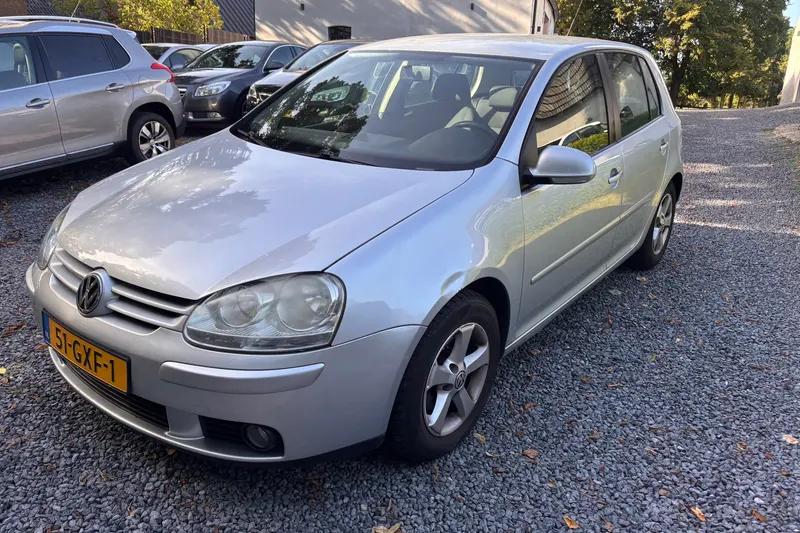 Volkswagen Golf (2008)