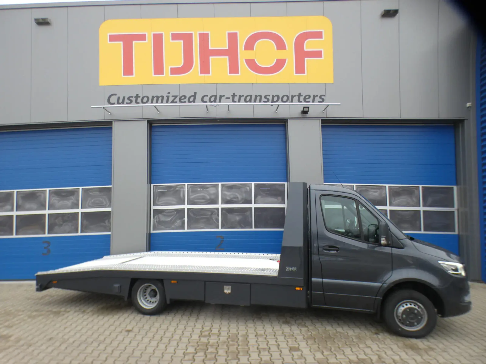 Mercedes-Benz Sprinter (2024) — foto 1