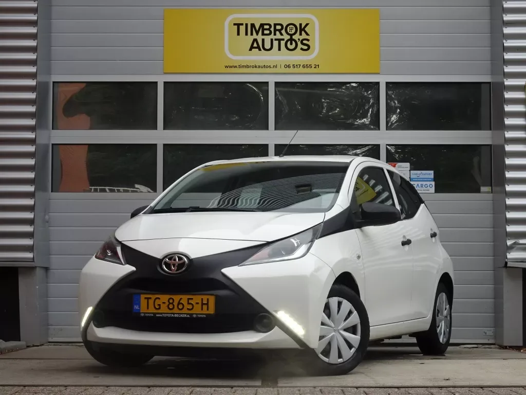 Toyota Aygo (2018) — foto 1