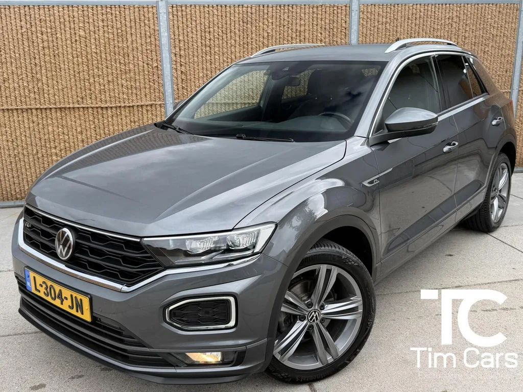 Volkswagen T-Roc (2021) — foto 1