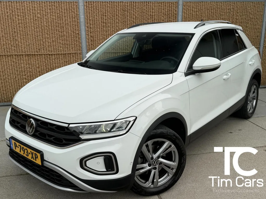 Volkswagen T-Roc (2022) — foto 1