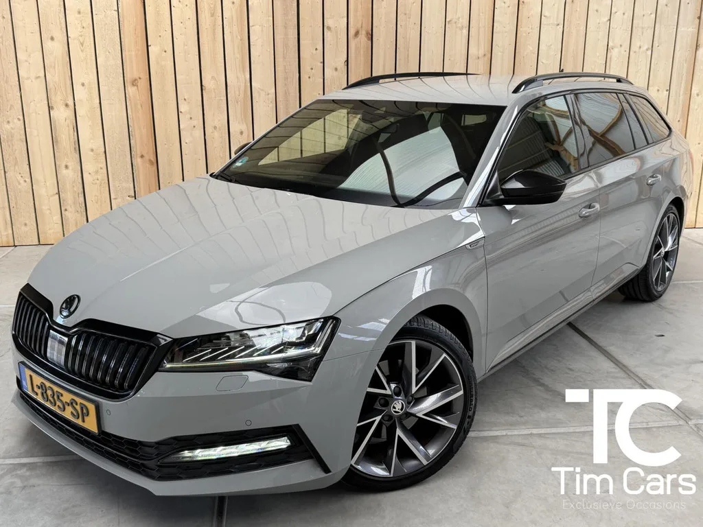 Škoda Superb (2021) — foto 1