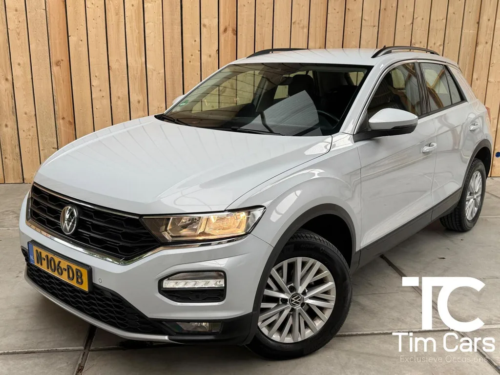 Volkswagen T-Roc (2021) — foto 1