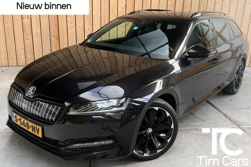 Škoda Superb (2022)
