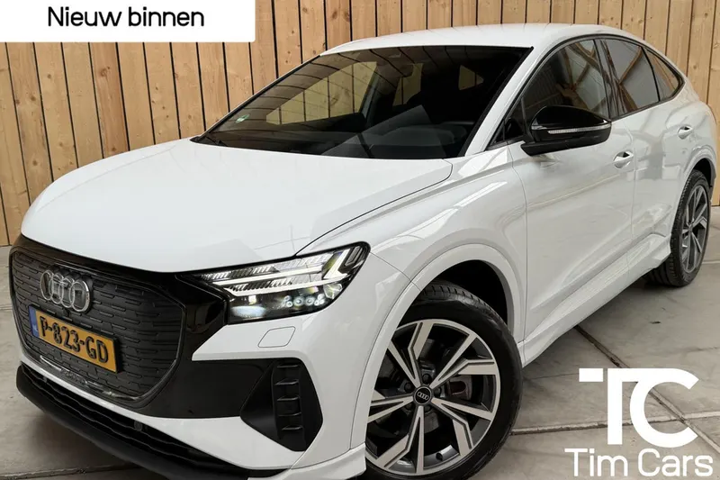 Audi Q4 e-tron (2022)
