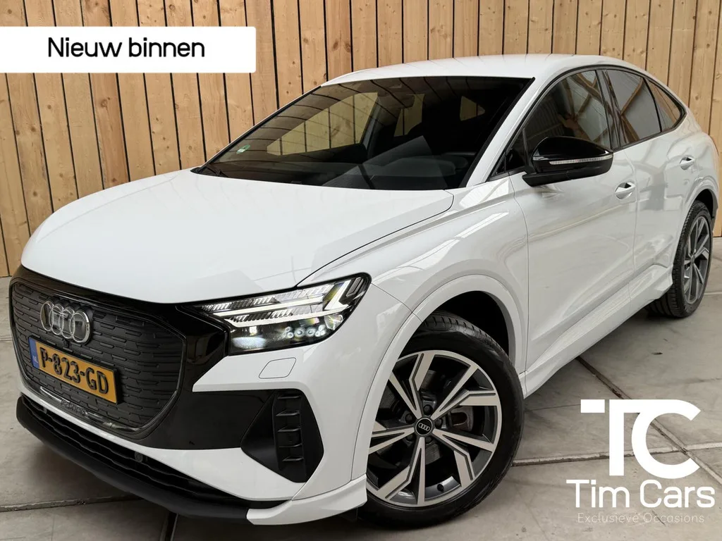Audi Q4 e-tron (2022) — foto 1