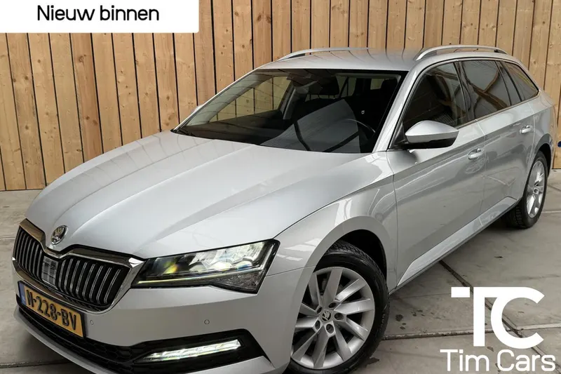 Škoda Superb (2021)