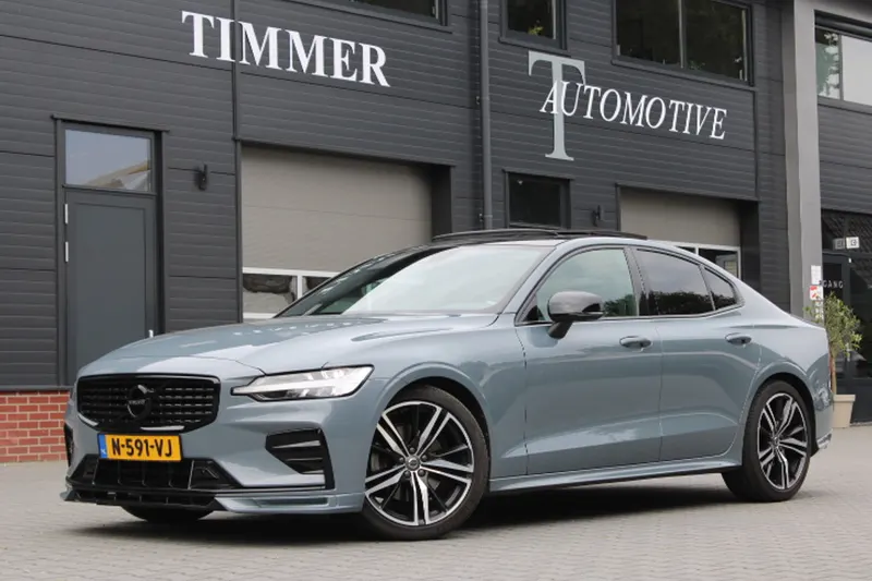 Volvo S60 (2022)