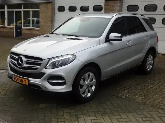 Mercedes-Benz GLE-Klasse (2017) — foto 1