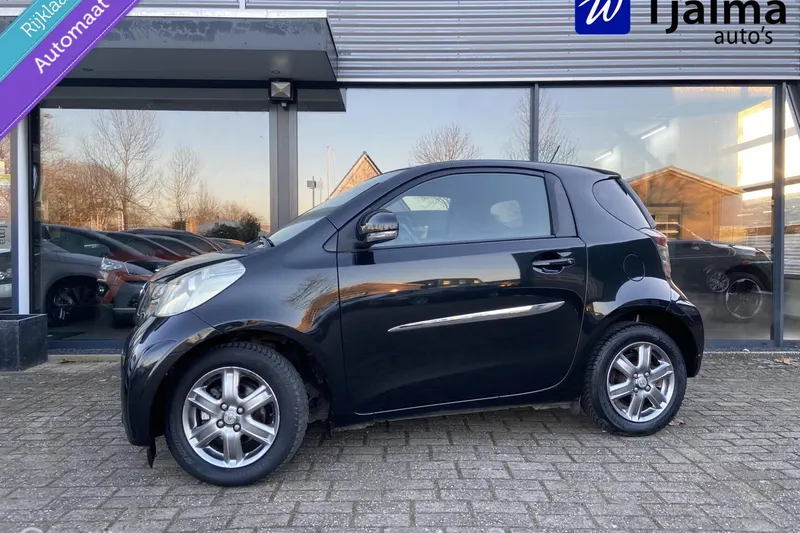 Toyota iQ (2009)
