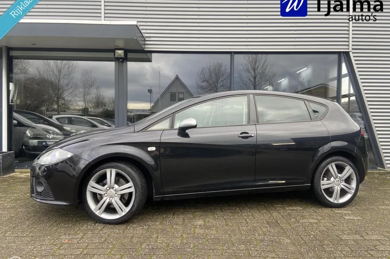 SEAT Leon (2008)