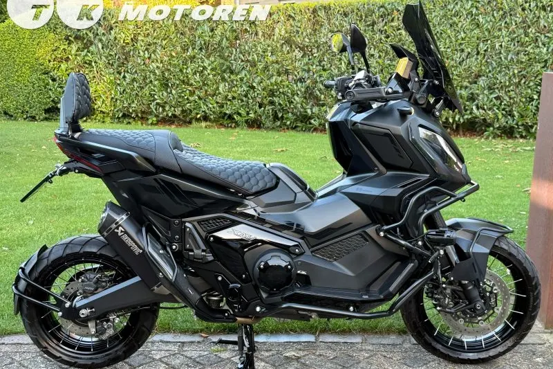 Honda X-ADV 750 TK BLACK EDITION CARPLAY (2022)