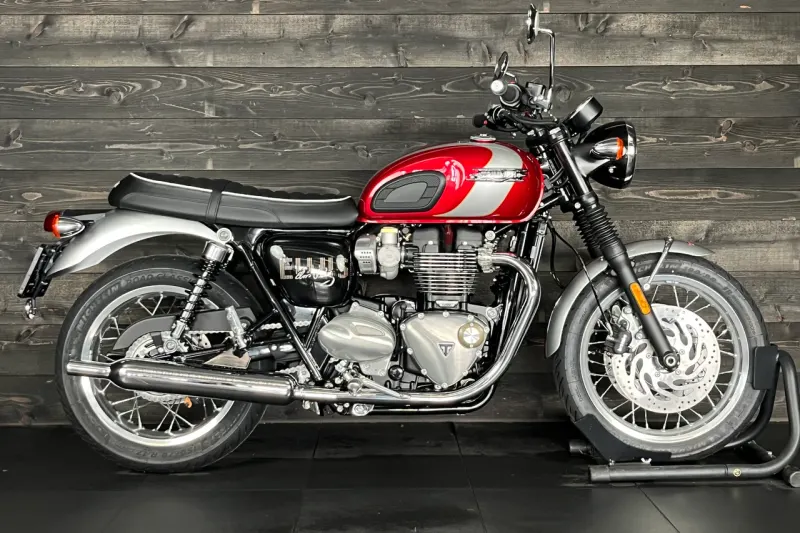 Triumph Bonneville T120 (2026)
