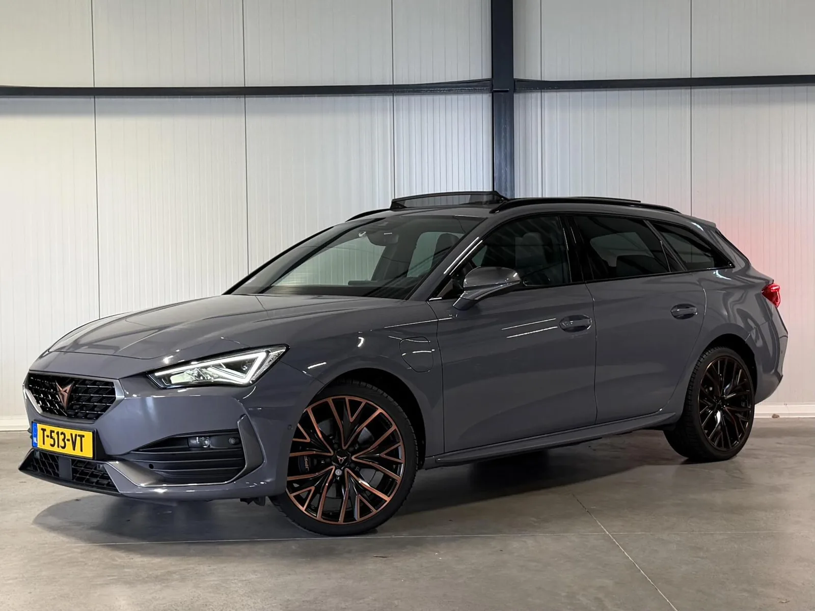 CUPRA Leon Sportstourer (2021) — foto 1
