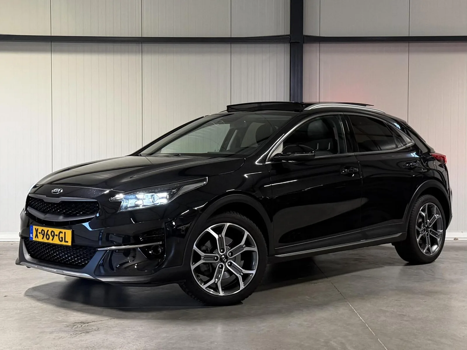 Kia XCeed (2021) — foto 1