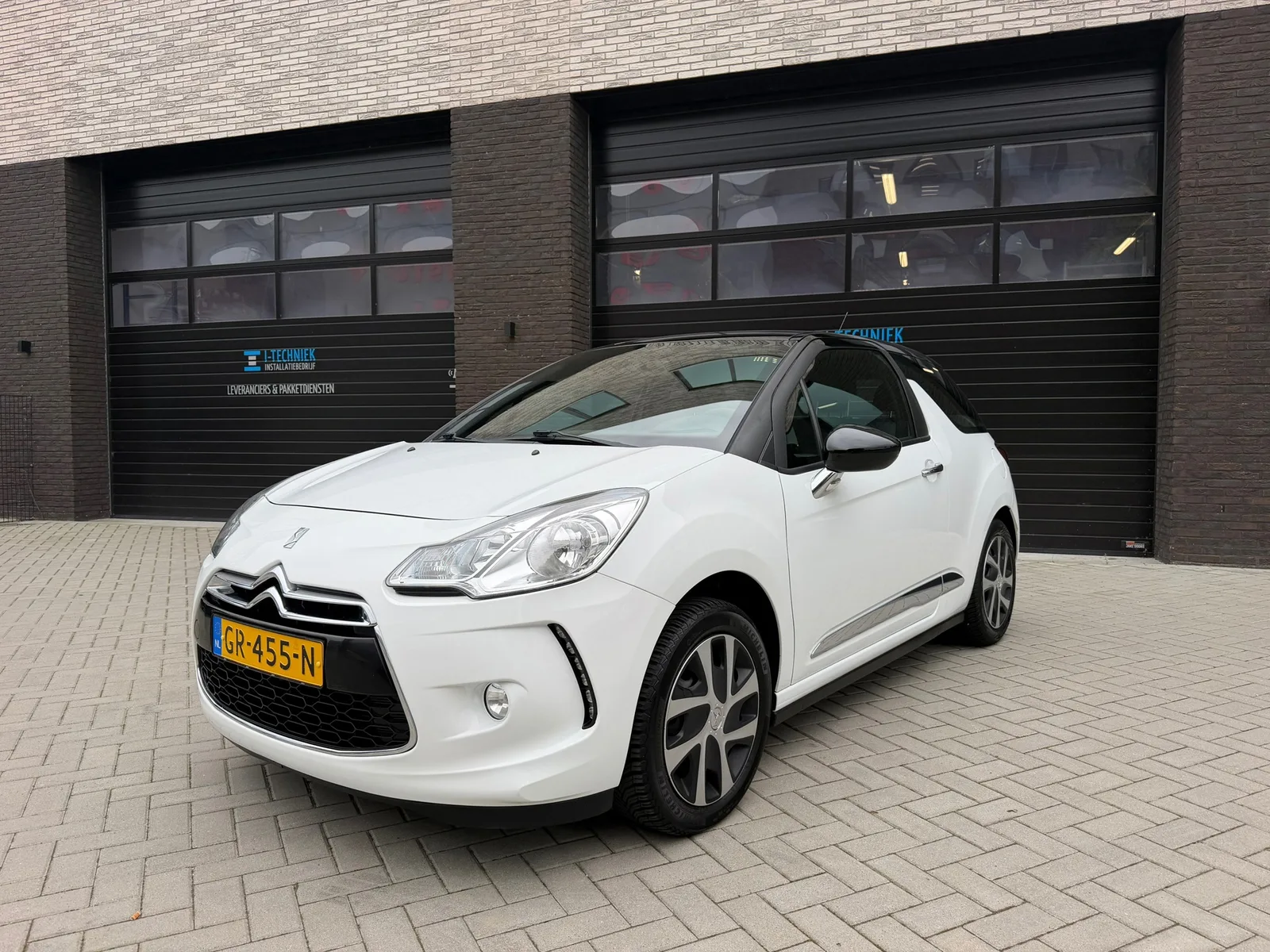 DS 3 (2015) — foto 1