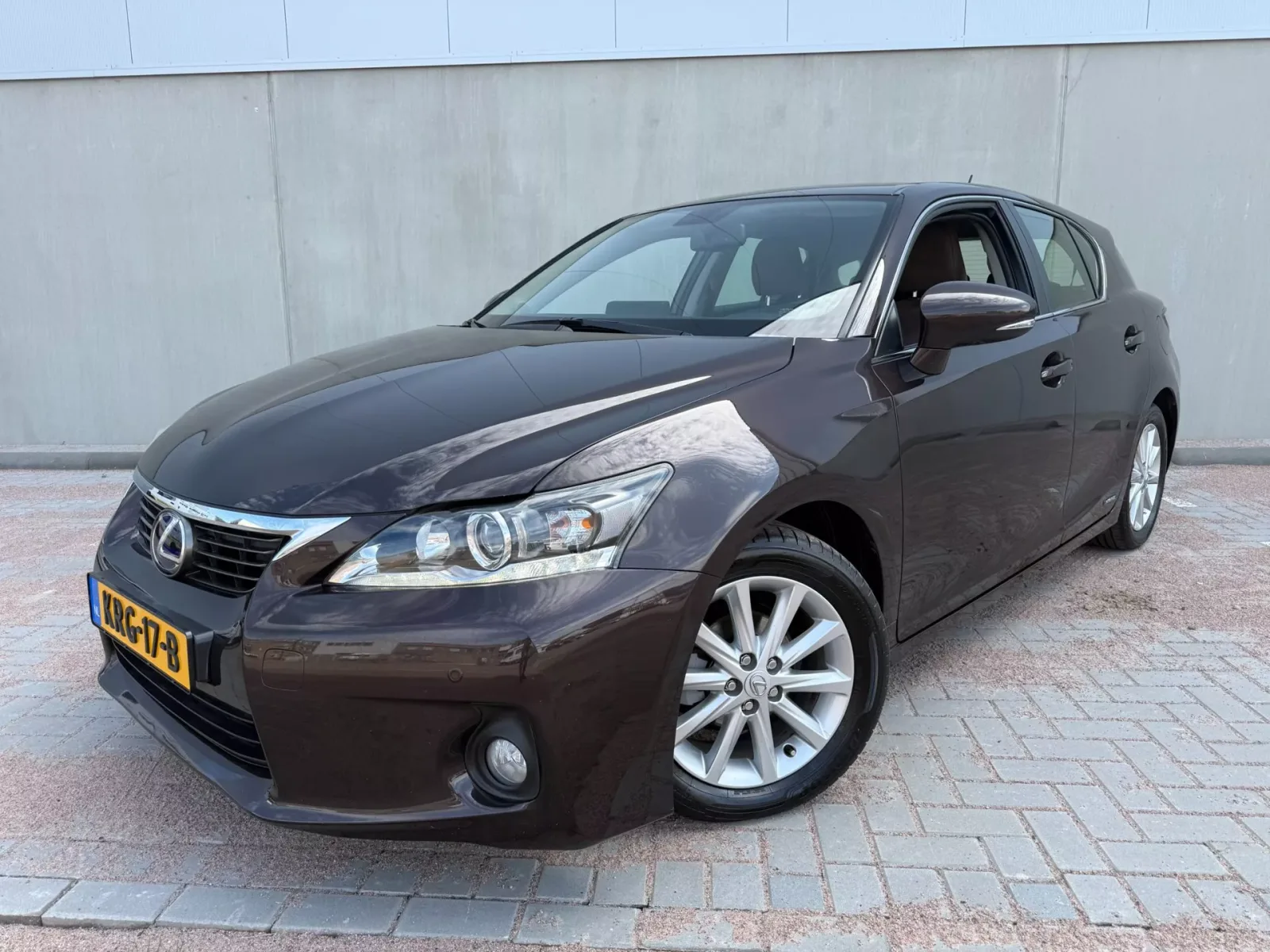 Lexus CT (2012) — foto 1