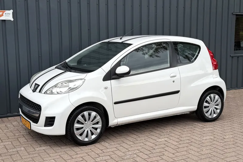 Peugeot 107 (2010)