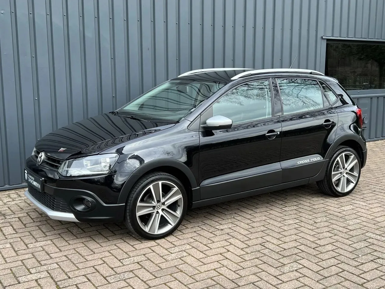 Volkswagen Polo (2011) — foto 1