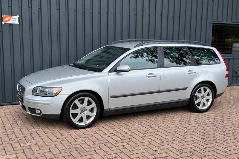 Volvo V50 (2006)
