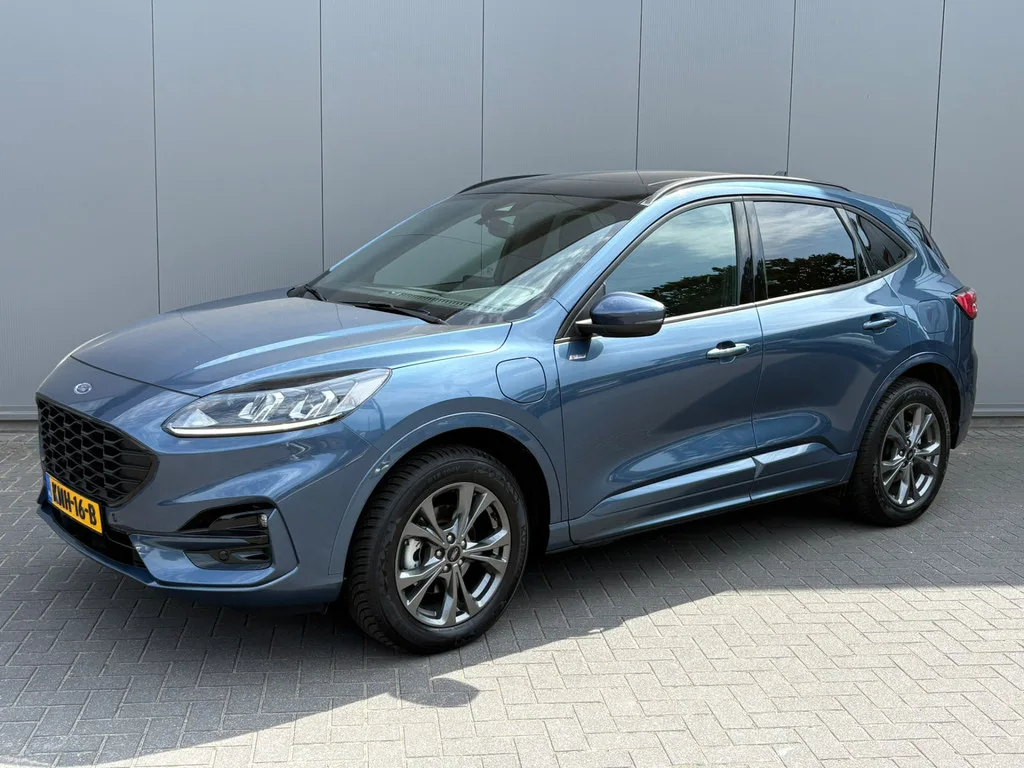Ford Kuga (2022) — foto 1