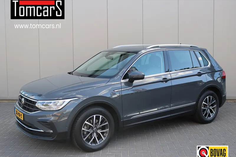 Volkswagen Tiguan (2023)