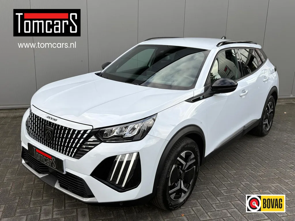 Peugeot e-2008 (2024) — foto 1