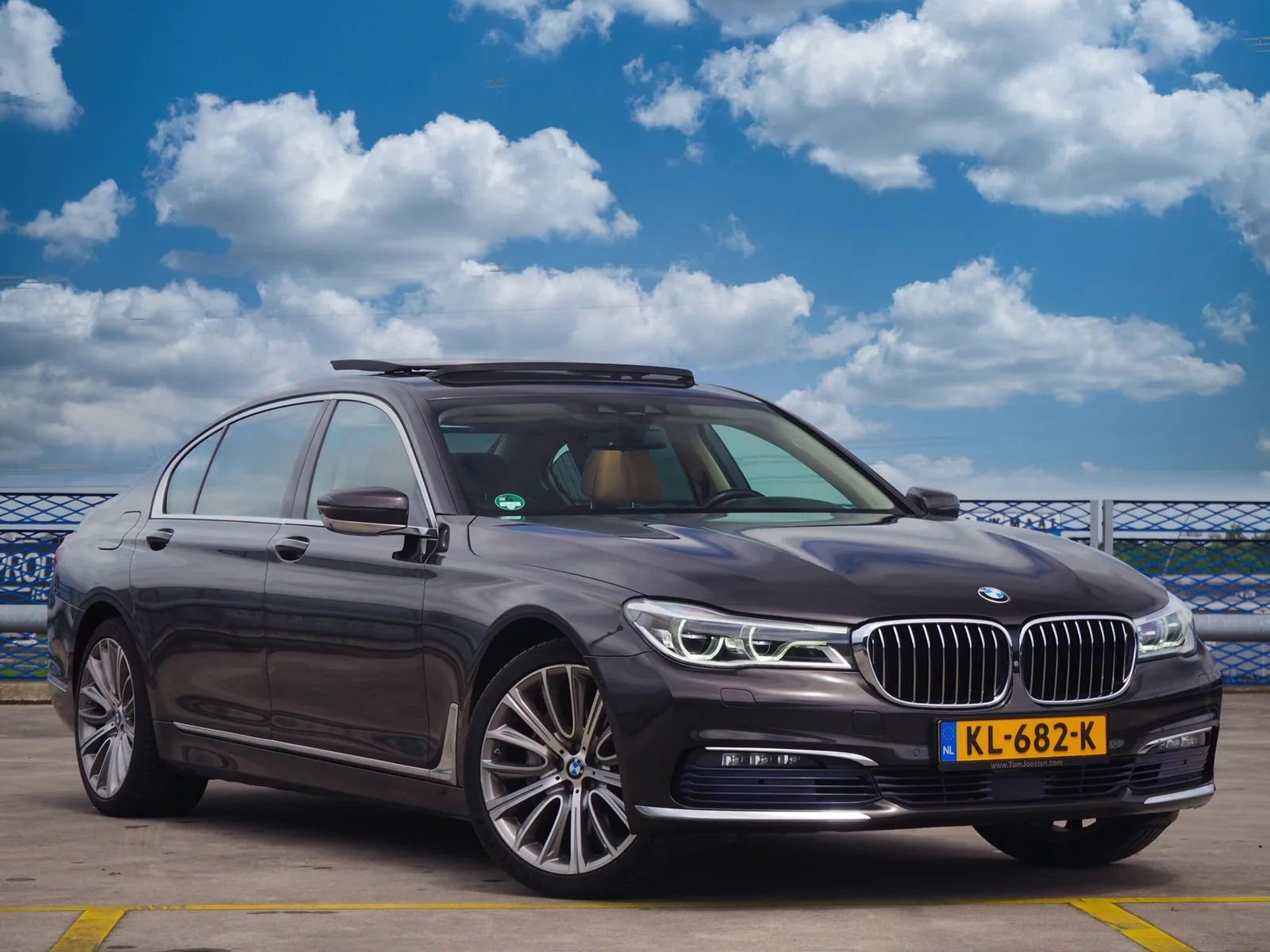 BMW 7-Serie (2016) — foto 1
