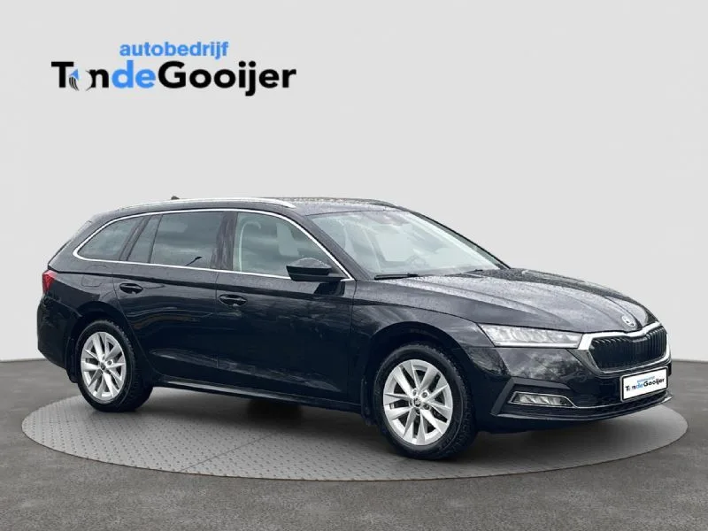 Škoda Octavia (2024) — foto 1