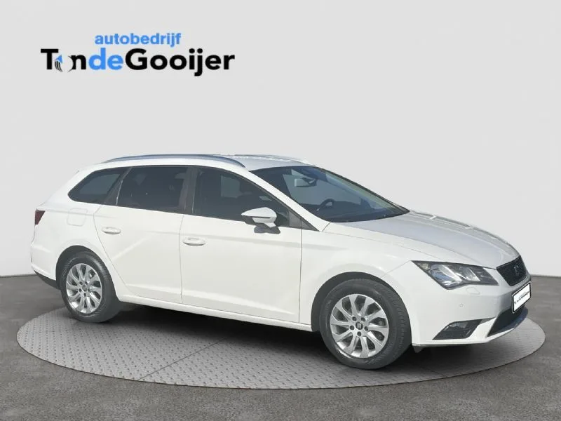 SEAT Leon (2014) — foto 1