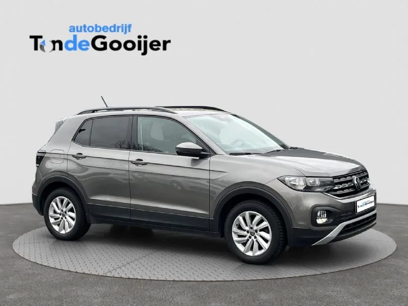Volkswagen T-Cross (2021) — foto 1