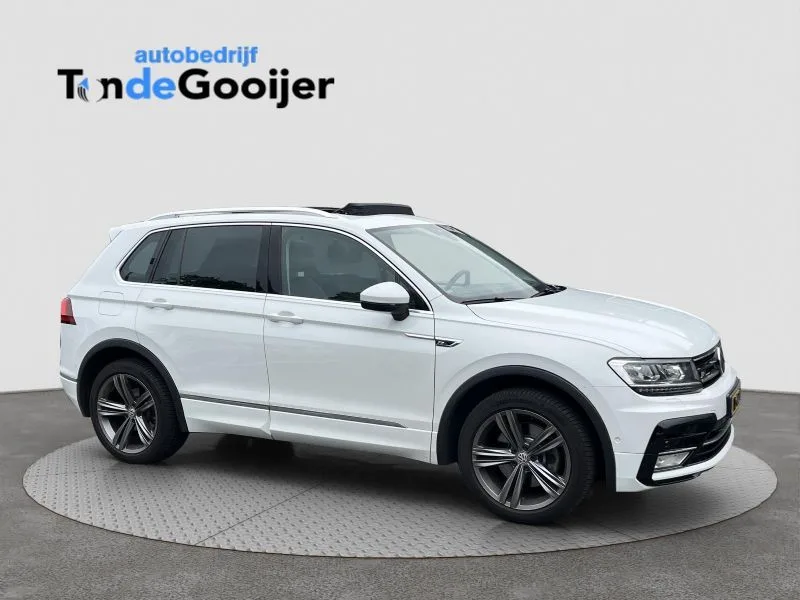 Volkswagen Tiguan (2017) — foto 1