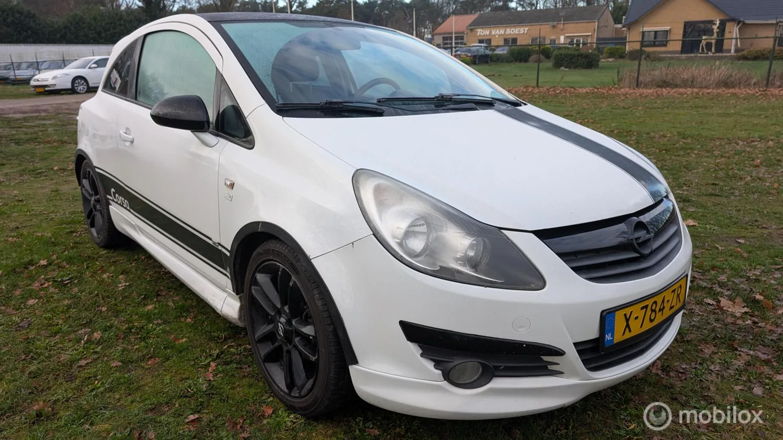 Opel Corsa (2009) — foto 1