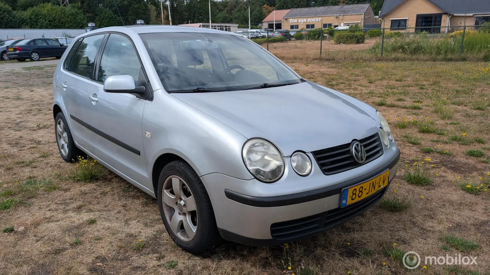 Volkswagen Polo (2002) — foto 1