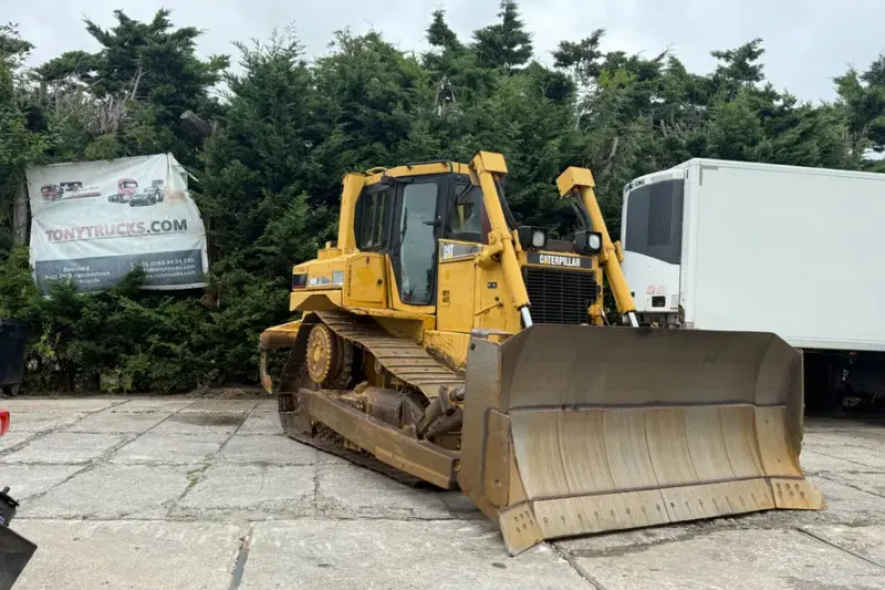 Caterpillar D6 (2009)