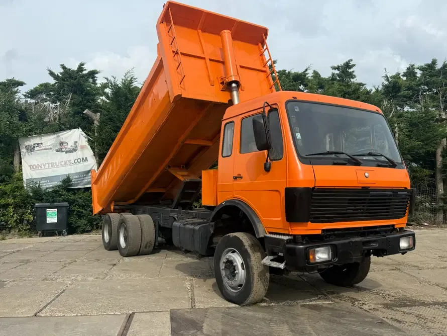 Mercedes-Benz SK (1988) — foto 1