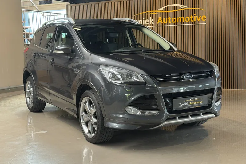 Ford Kuga (2015)