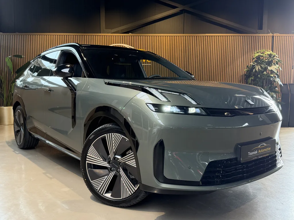 Lynk & Co 08 (2026) — foto 1