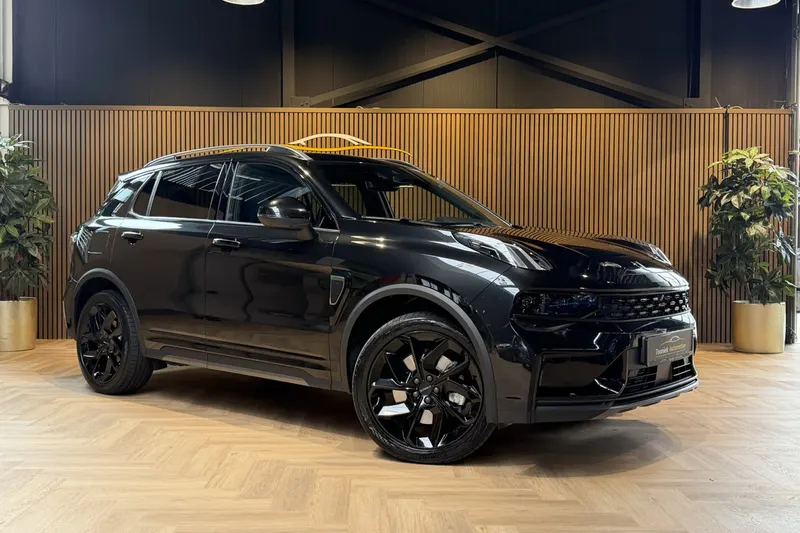 Lynk & Co 01 (2024)