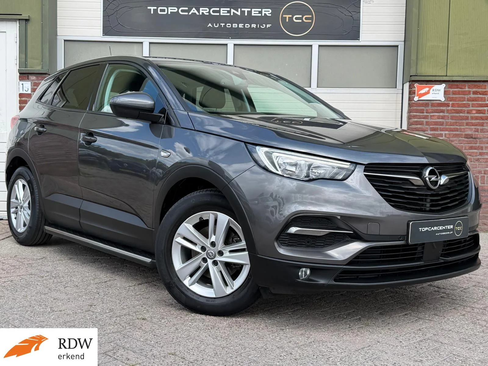 Opel Grandland (2018) — foto 1