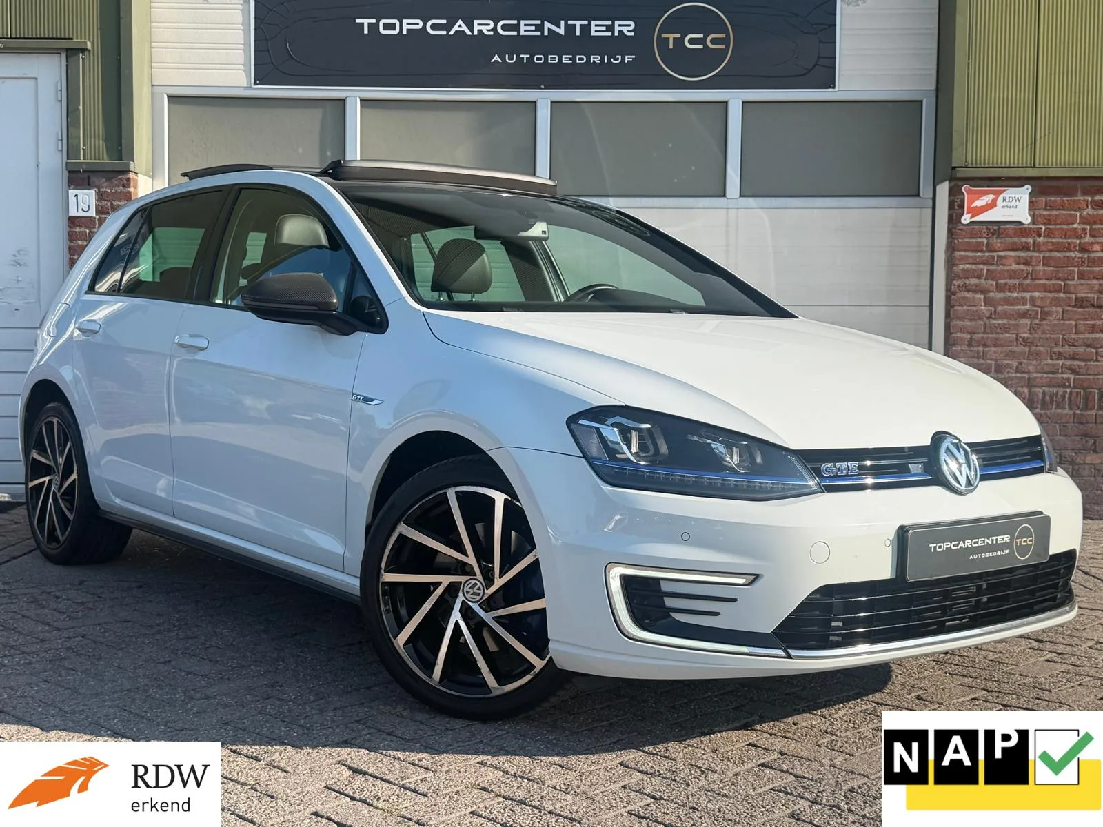 Volkswagen Golf (2015) — foto 1