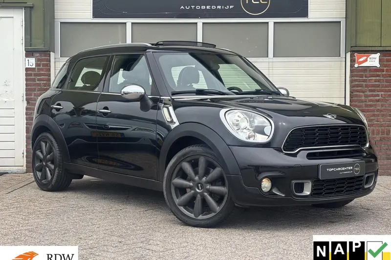 MINI Countryman (2012)