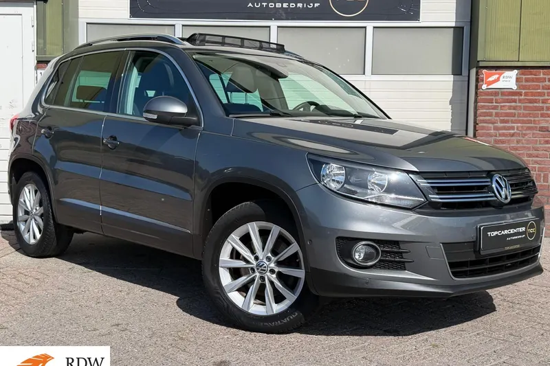 Volkswagen Tiguan (2012)