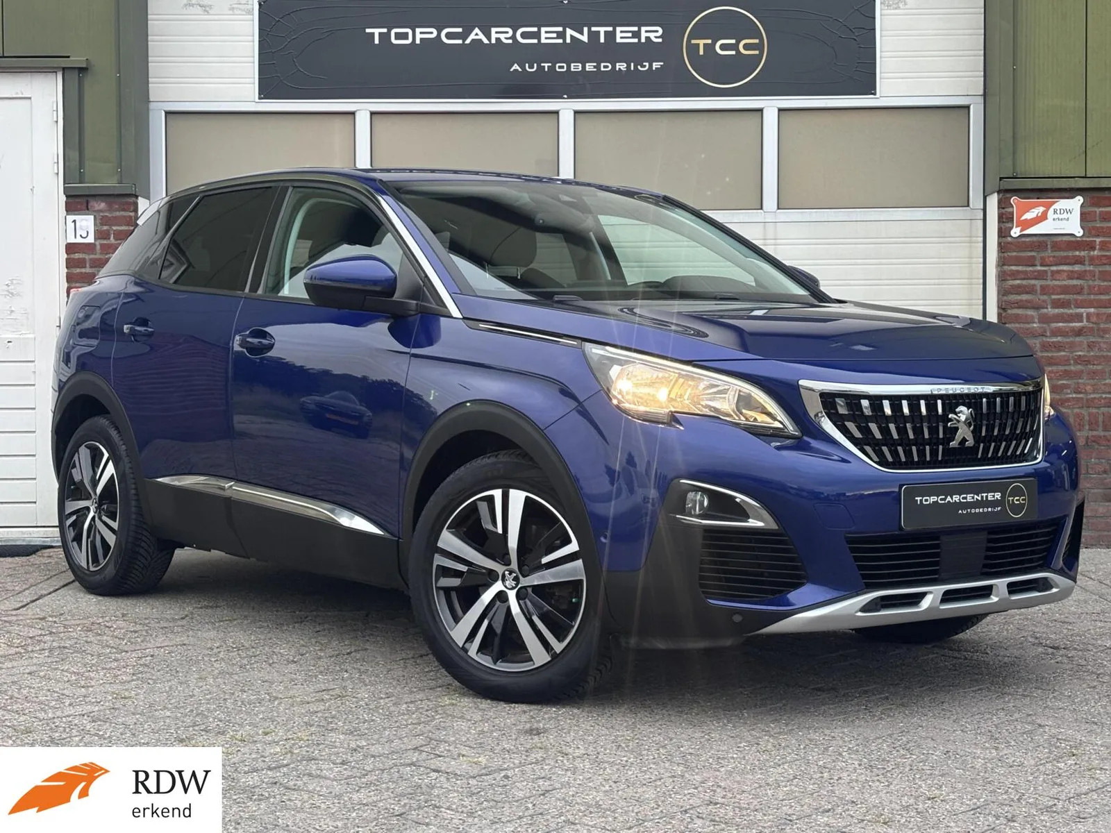 Peugeot 3008 (2017) — foto 1